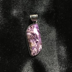 pendentif charoïte