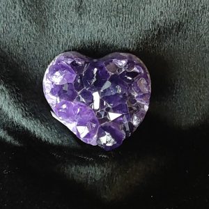 coeur amethyste brute